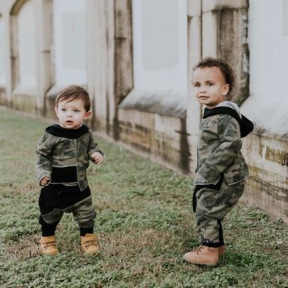 Boys Green Camo matching set 6m-12m